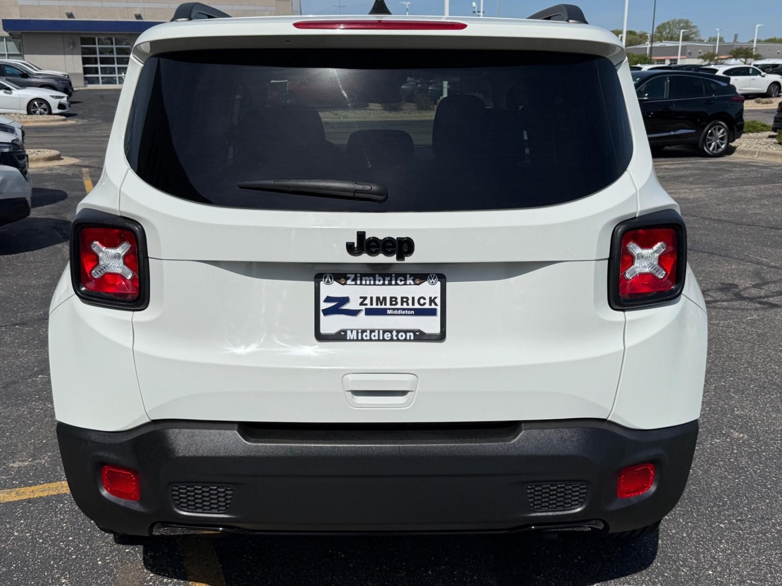 Jeep Renegade Vehicle Image 04