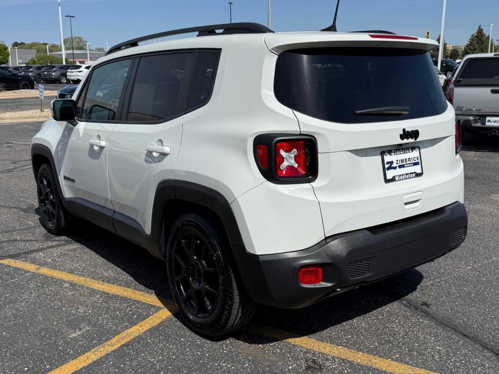 Jeep Renegade Vehicle Image 06