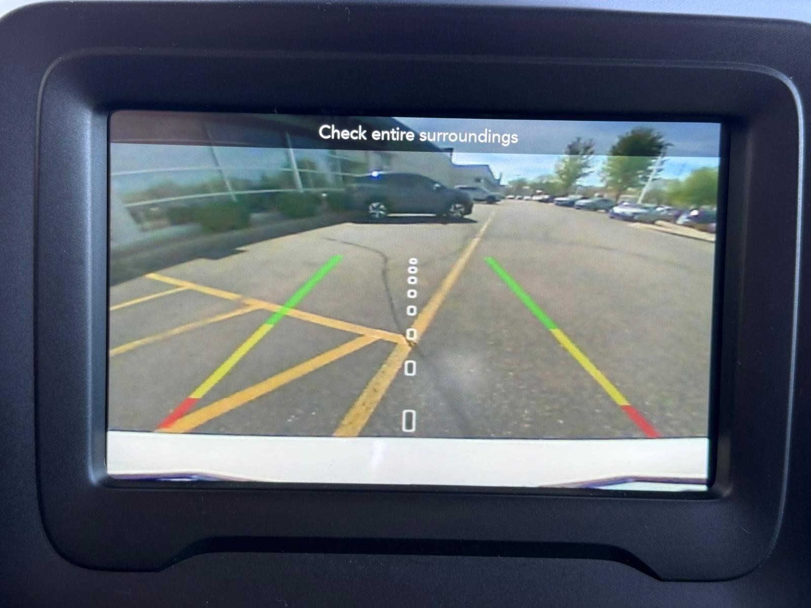 Jeep Renegade Vehicle Image 19