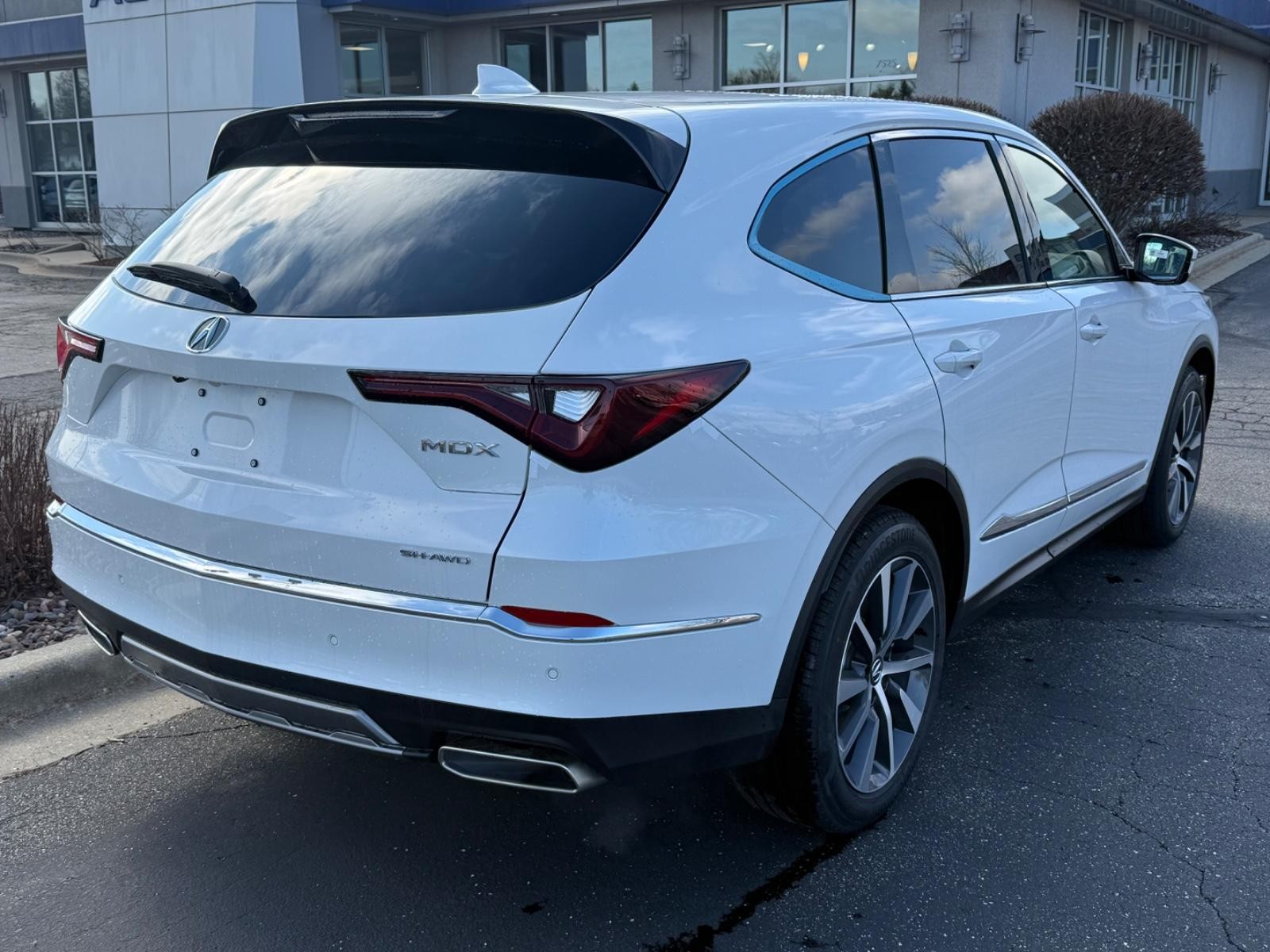Acura MDX Vehicle Image 03