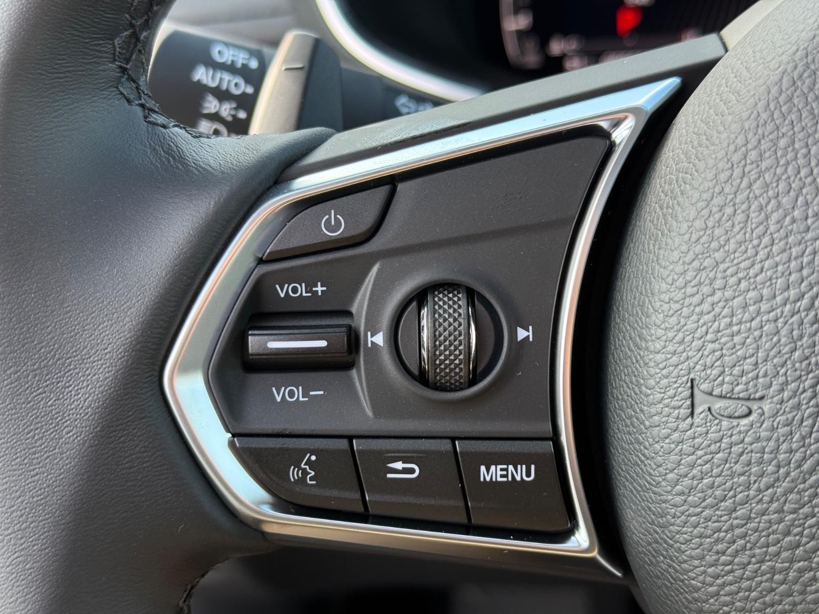 Acura MDX Vehicle Image 11