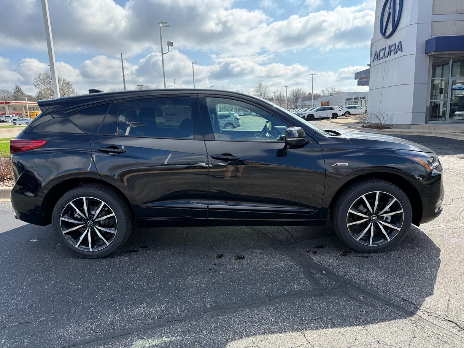 Acura RDX Vehicle Image 02