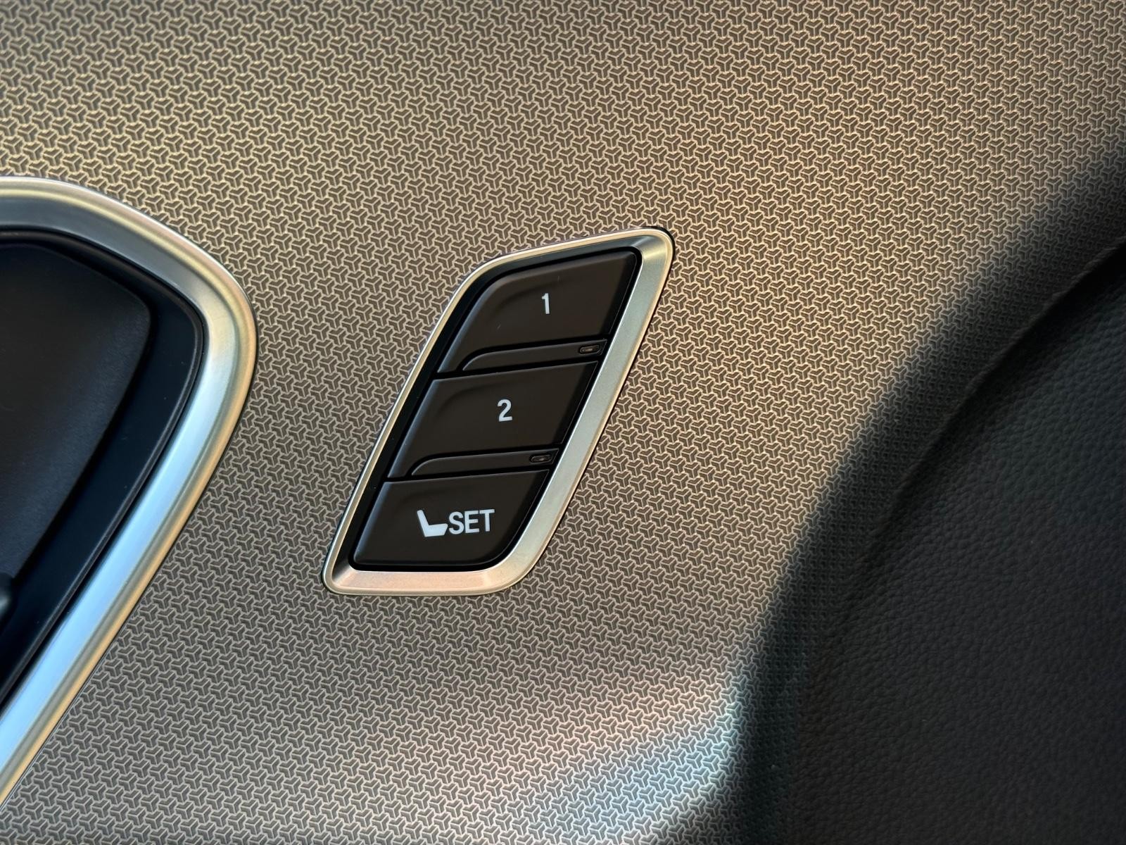 Acura RDX Vehicle Image 11