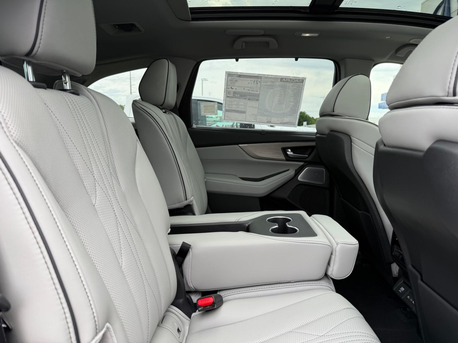 Acura MDX Vehicle Image 05