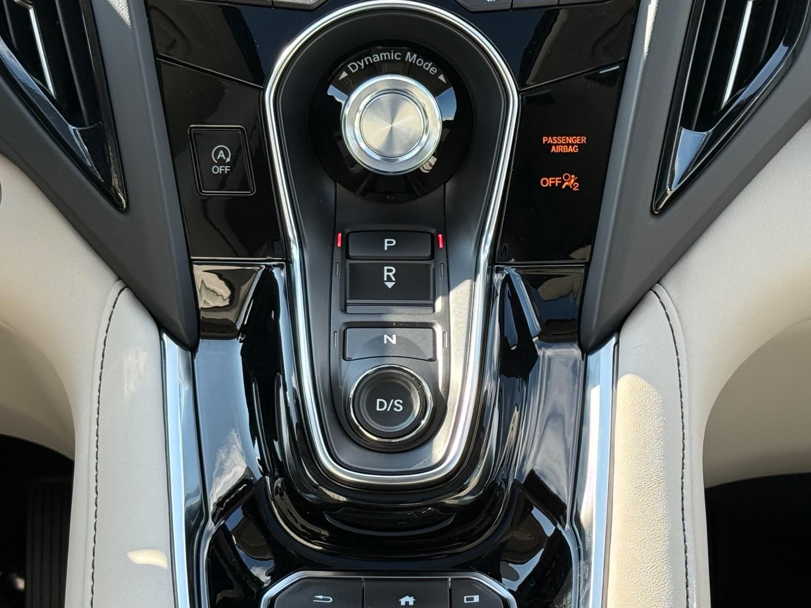 Acura RDX Vehicle Image 08