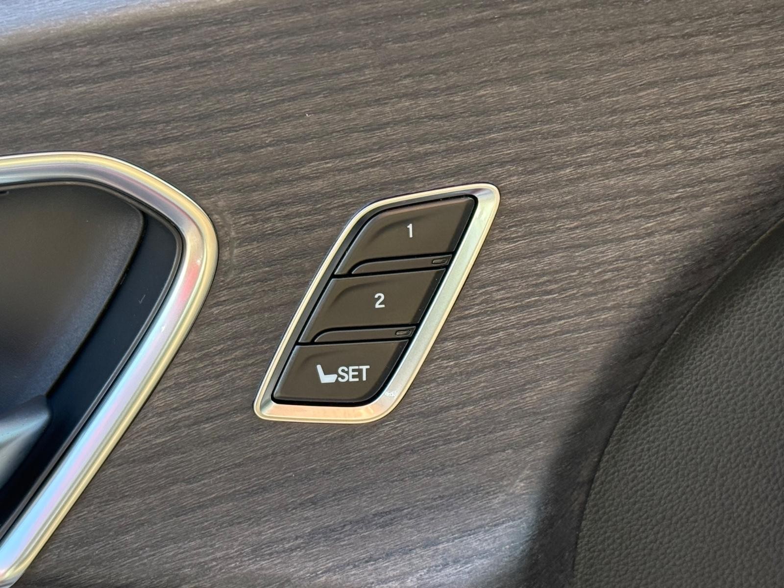 Acura RDX Vehicle Image 11