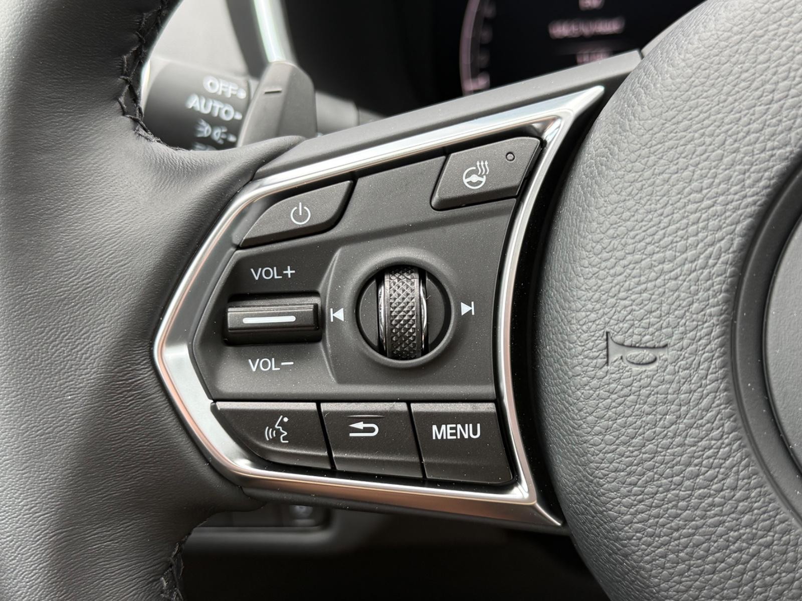 Acura MDX Vehicle Image 12