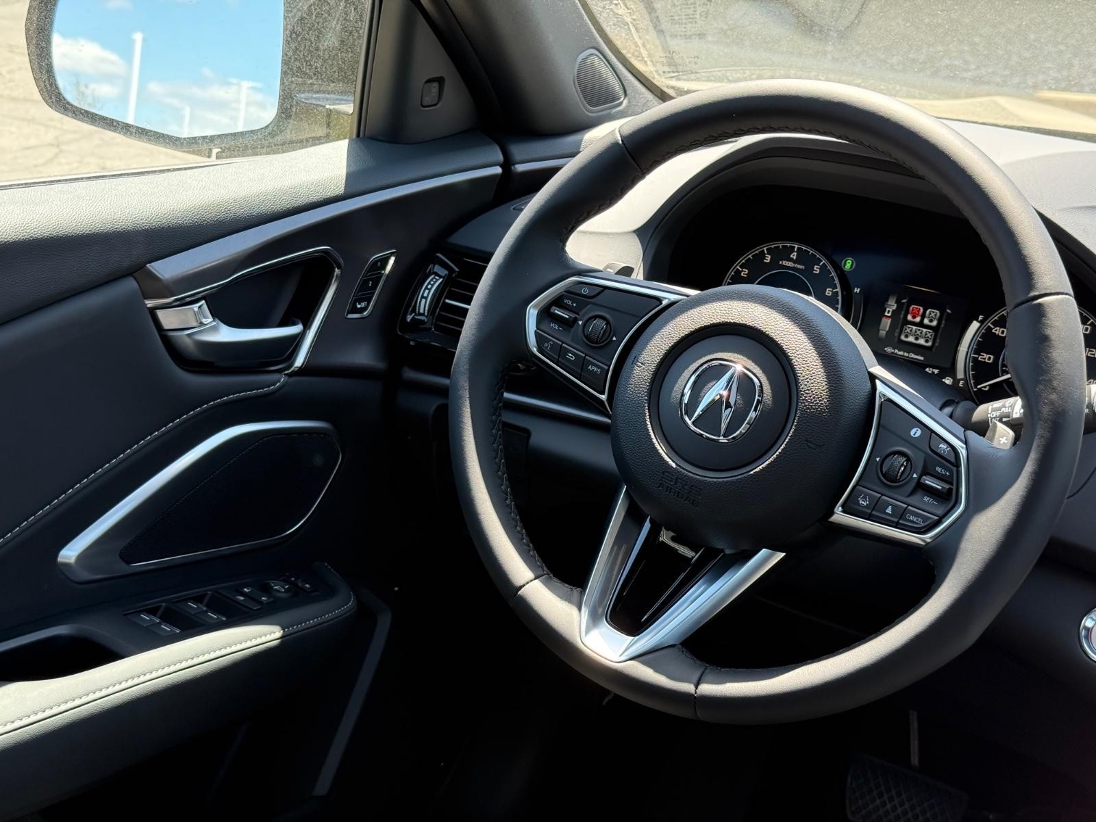 Acura RDX Vehicle Image 09