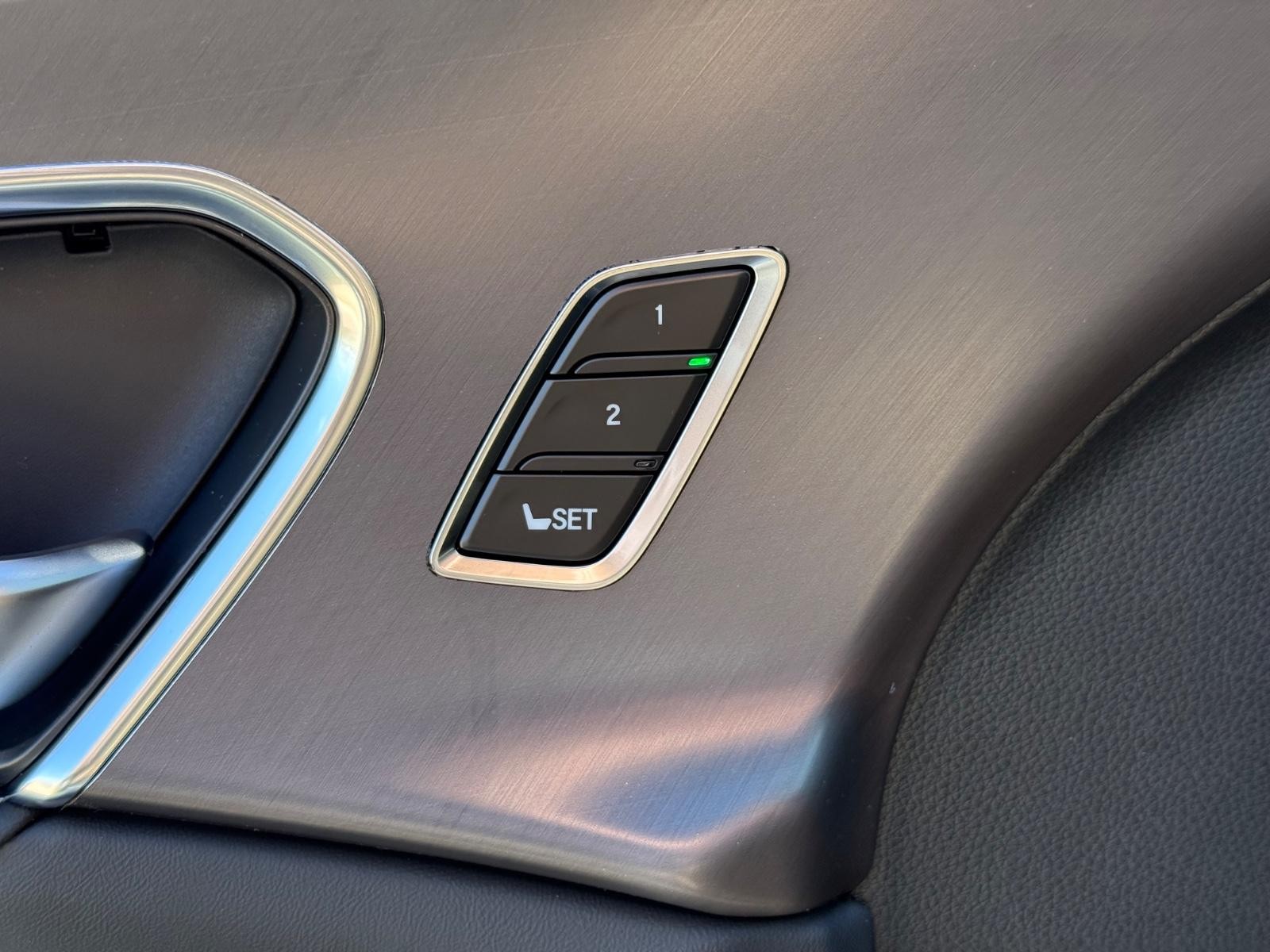 Acura RDX Vehicle Image 11