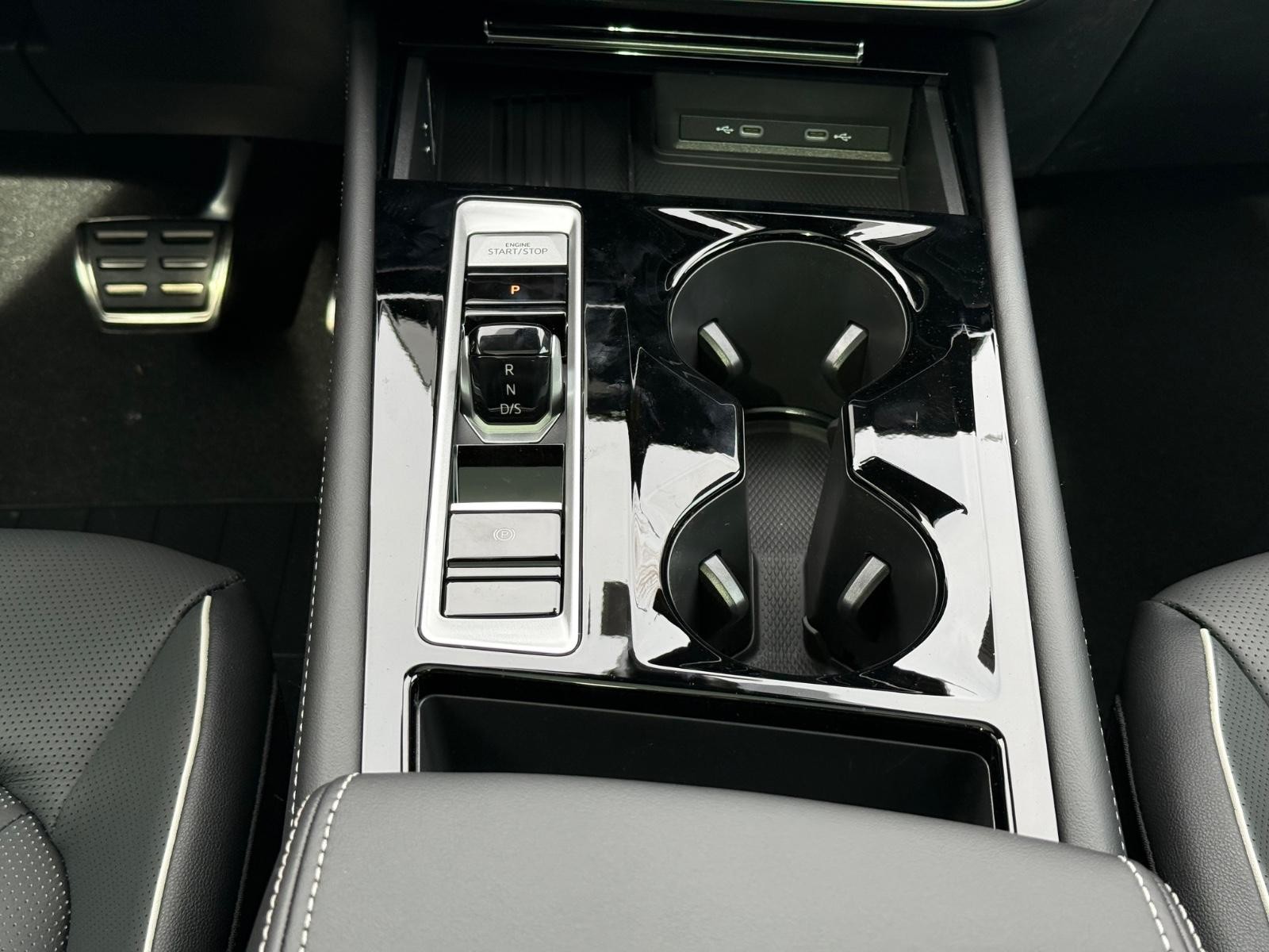 Volkswagen Atlas Vehicle Image 08