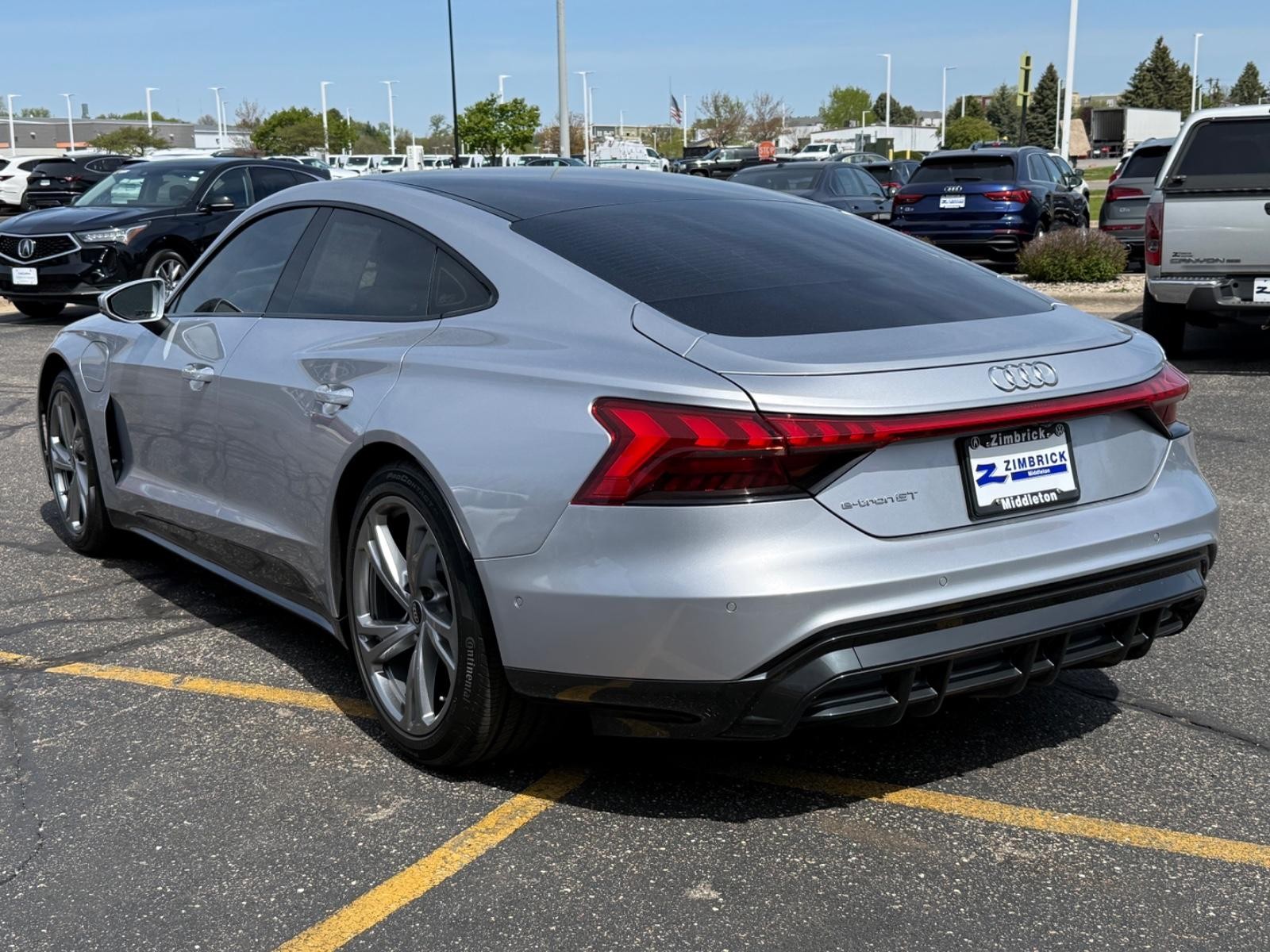Audi e-tron GT Vehicle Image 06