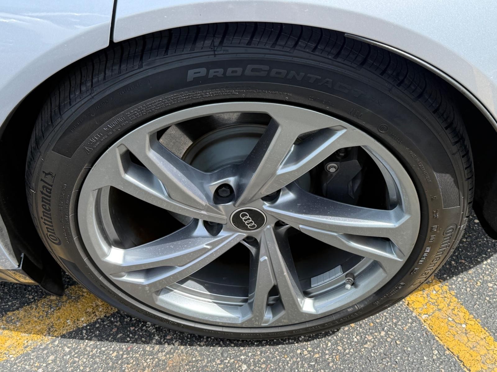 Audi e-tron GT Vehicle Image 07