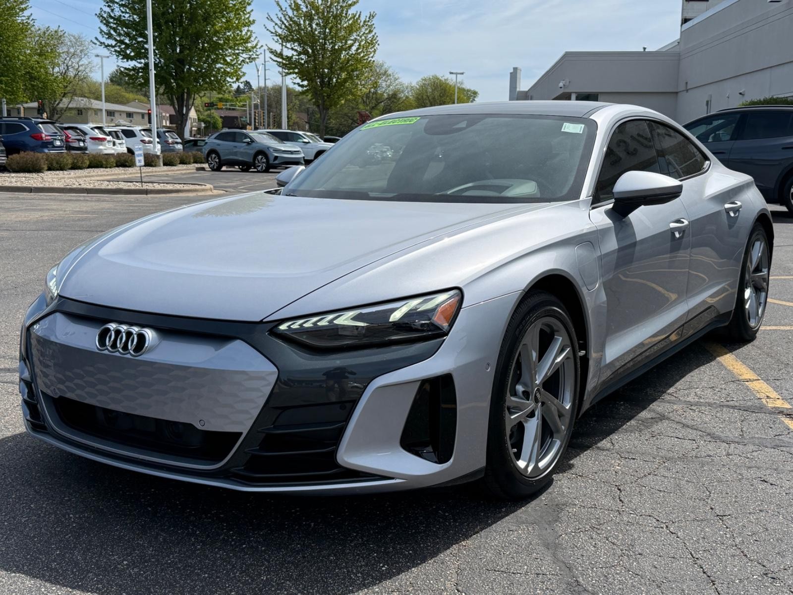 Audi e-tron GT Vehicle Image 08