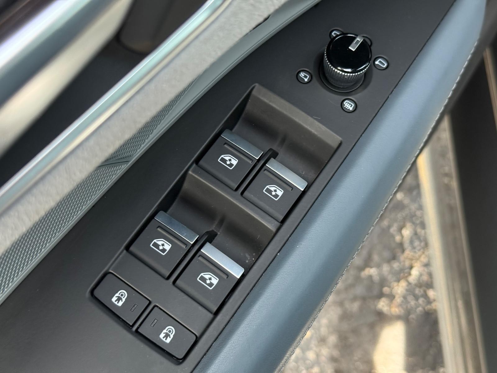 Audi e-tron GT Vehicle Image 23