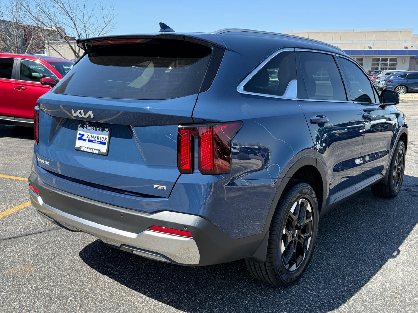 Kia Sorento Vehicle Image 03