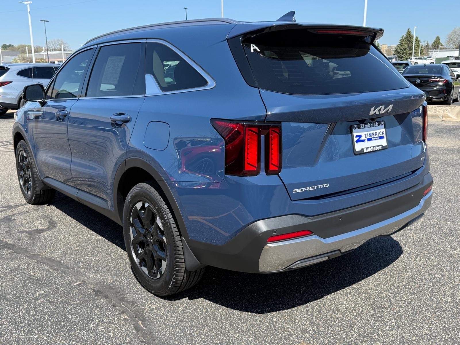 Kia Sorento Vehicle Image 06