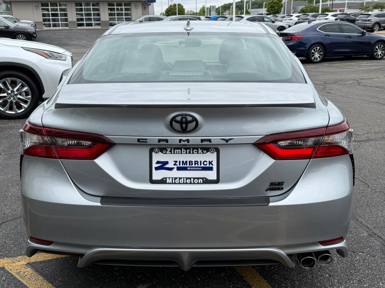 Toyota Camry Vehicle Image 04