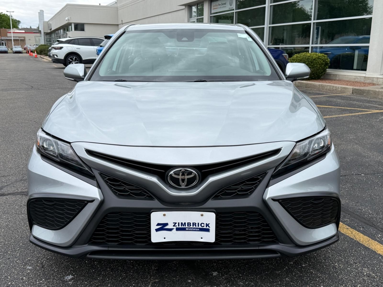 Toyota Camry Vehicle Image 09