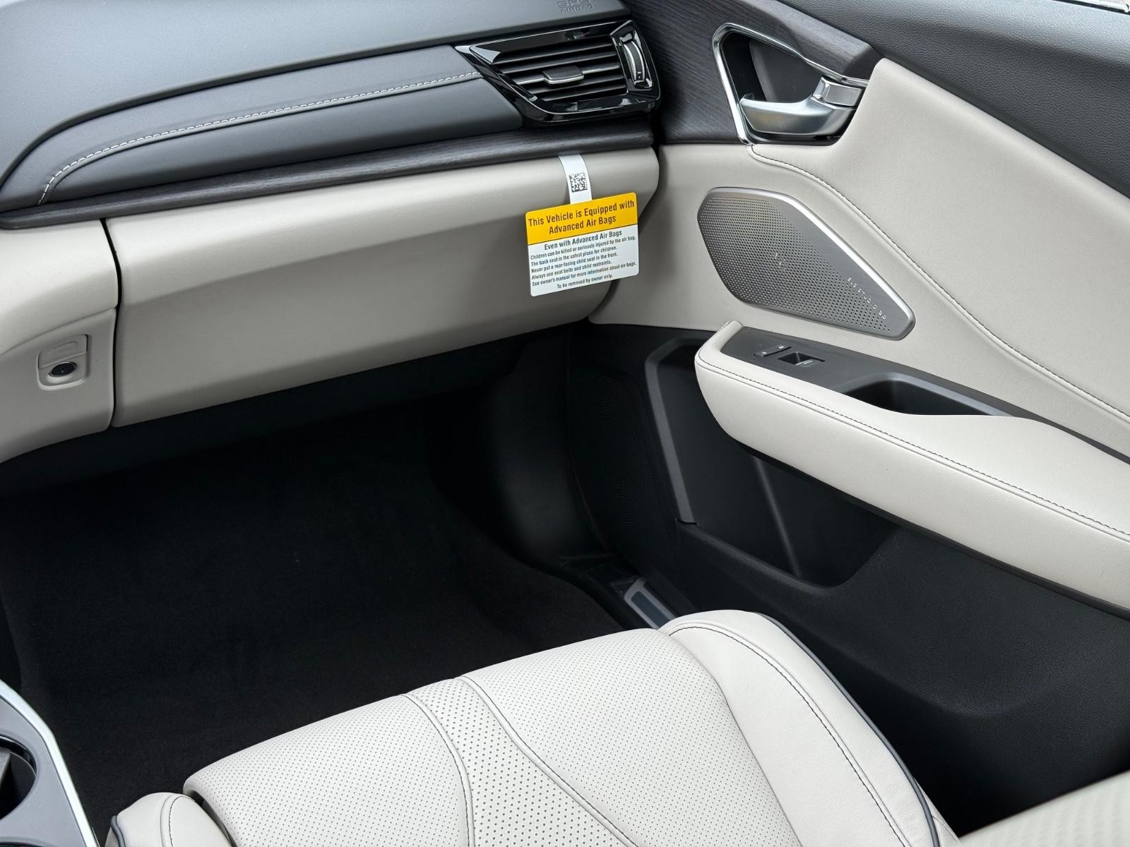 Acura RDX Vehicle Image 10