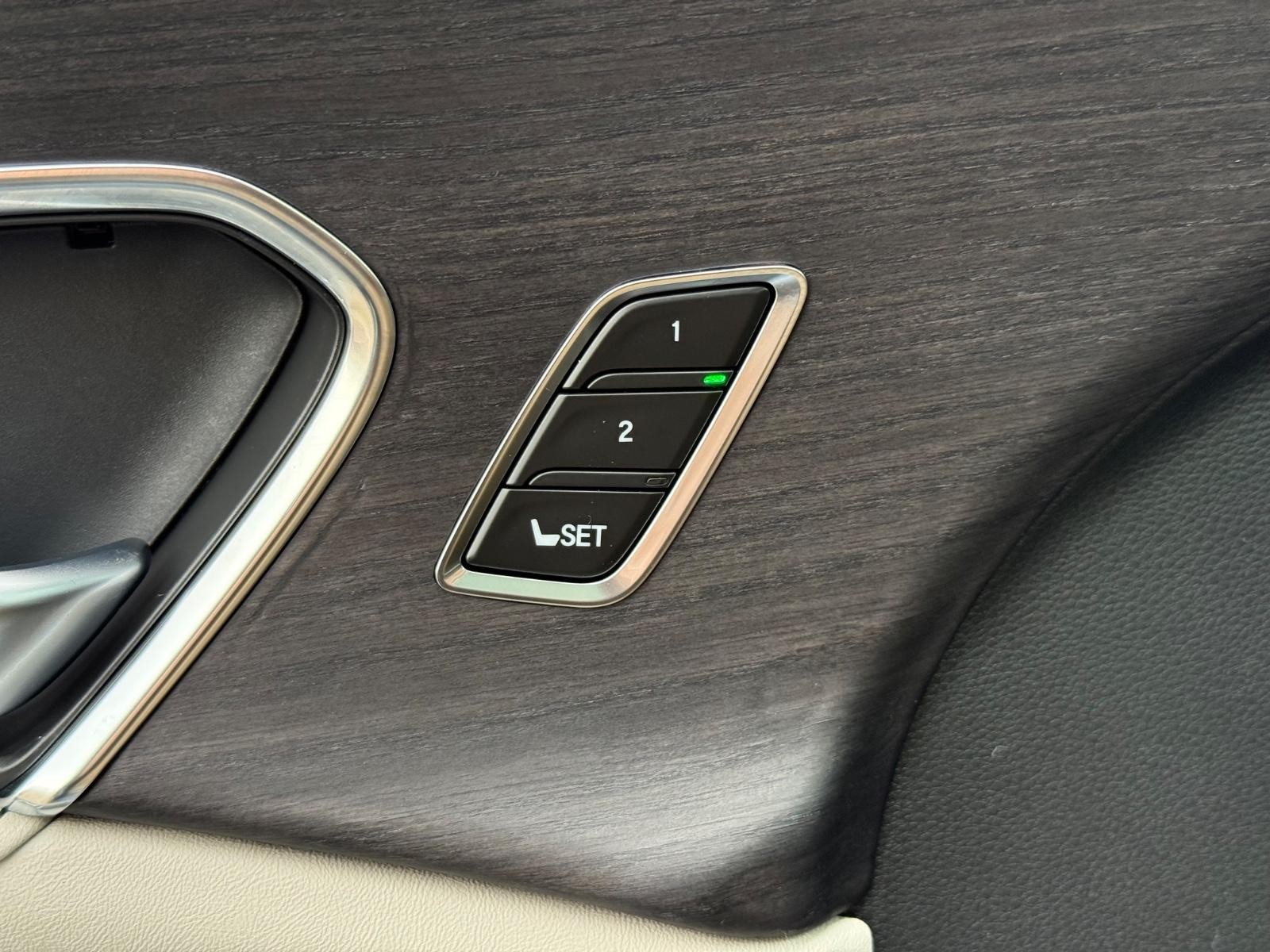 Acura RDX Vehicle Image 11