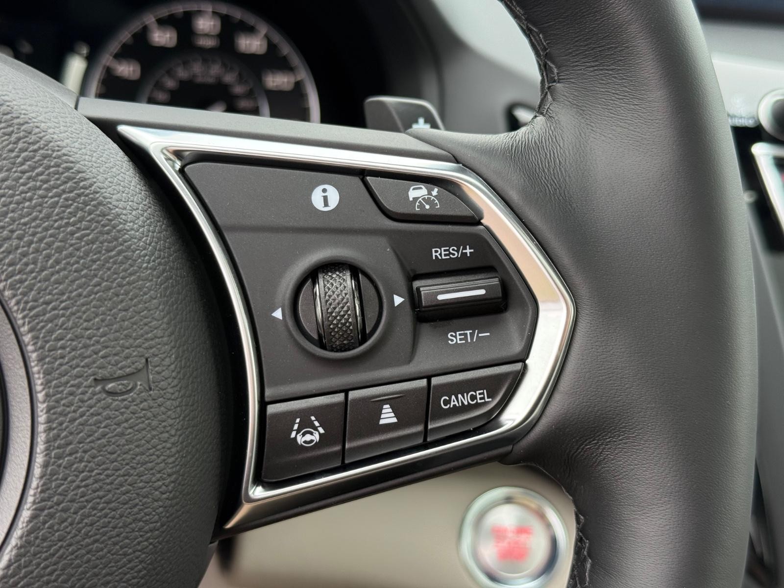 Acura RDX Vehicle Image 13