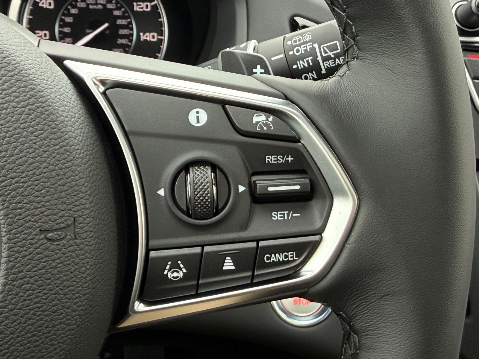 Acura RDX Vehicle Image 13