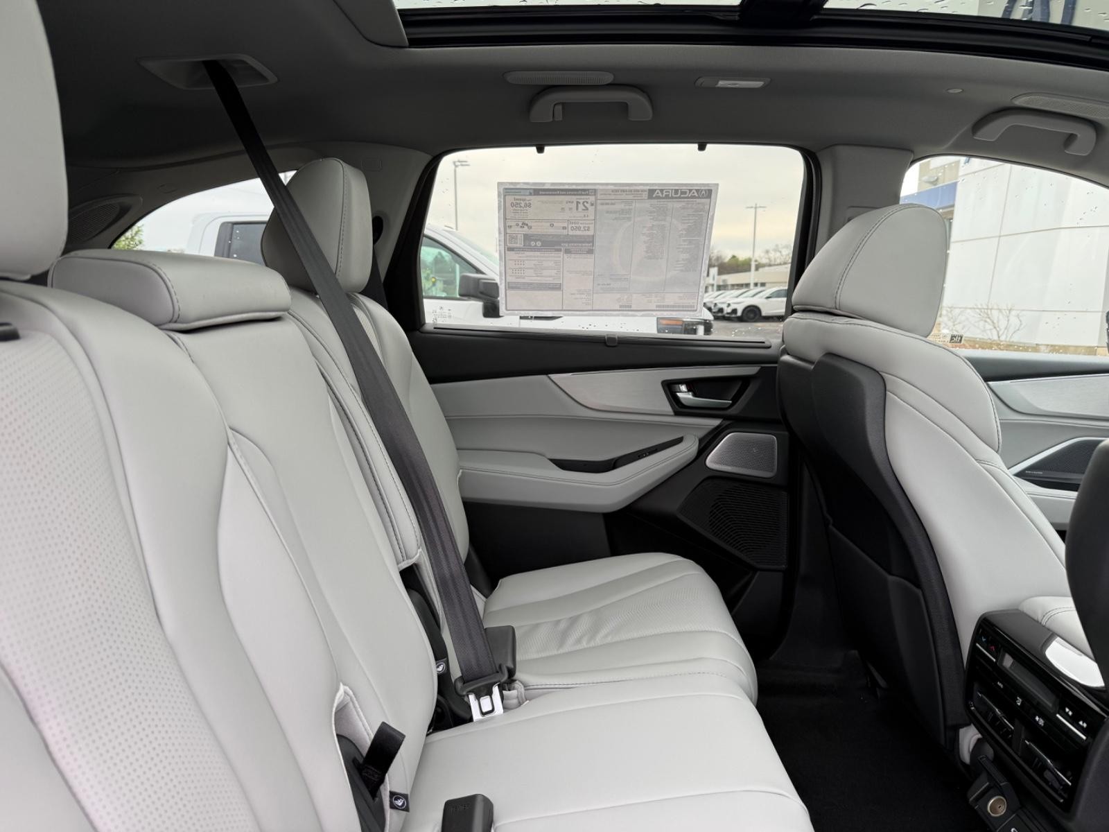 Acura MDX Vehicle Image 05