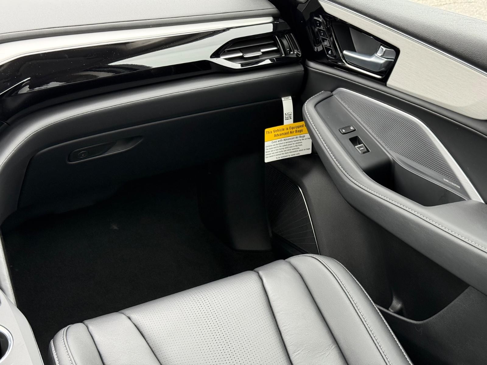 Acura MDX Vehicle Image 10