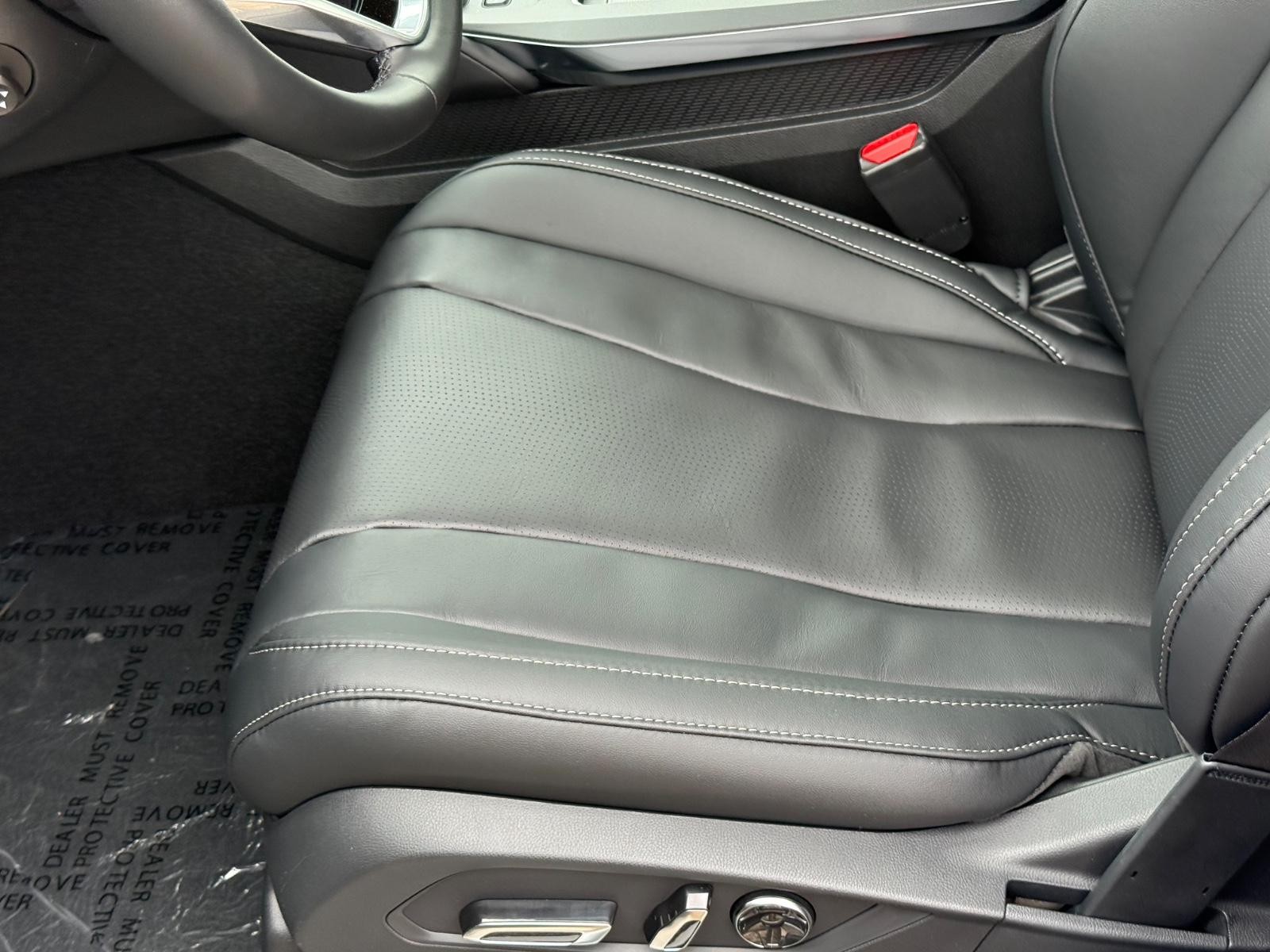 Acura MDX Vehicle Image 17