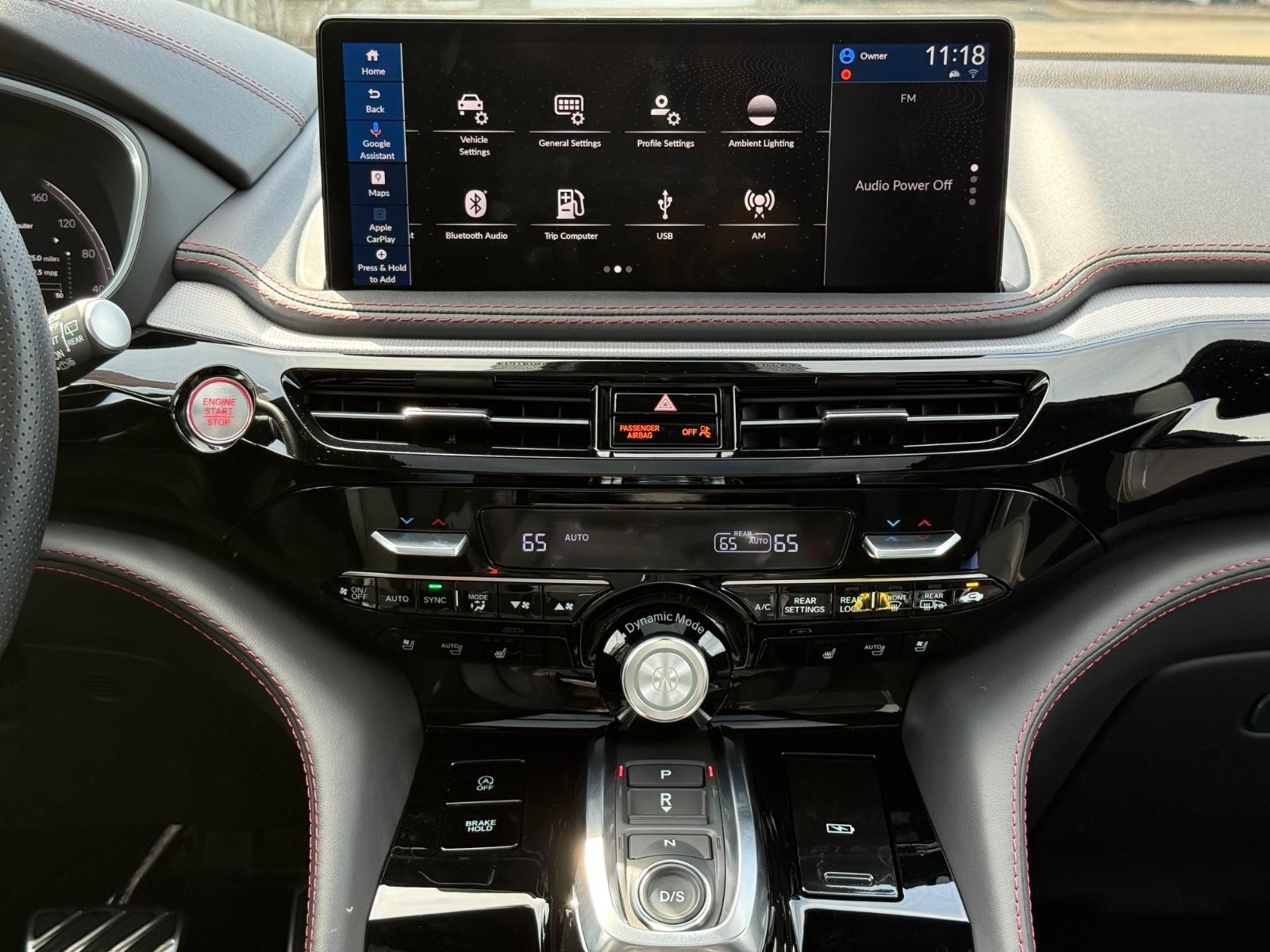 Acura MDX Vehicle Full-screen Gallery Image 13