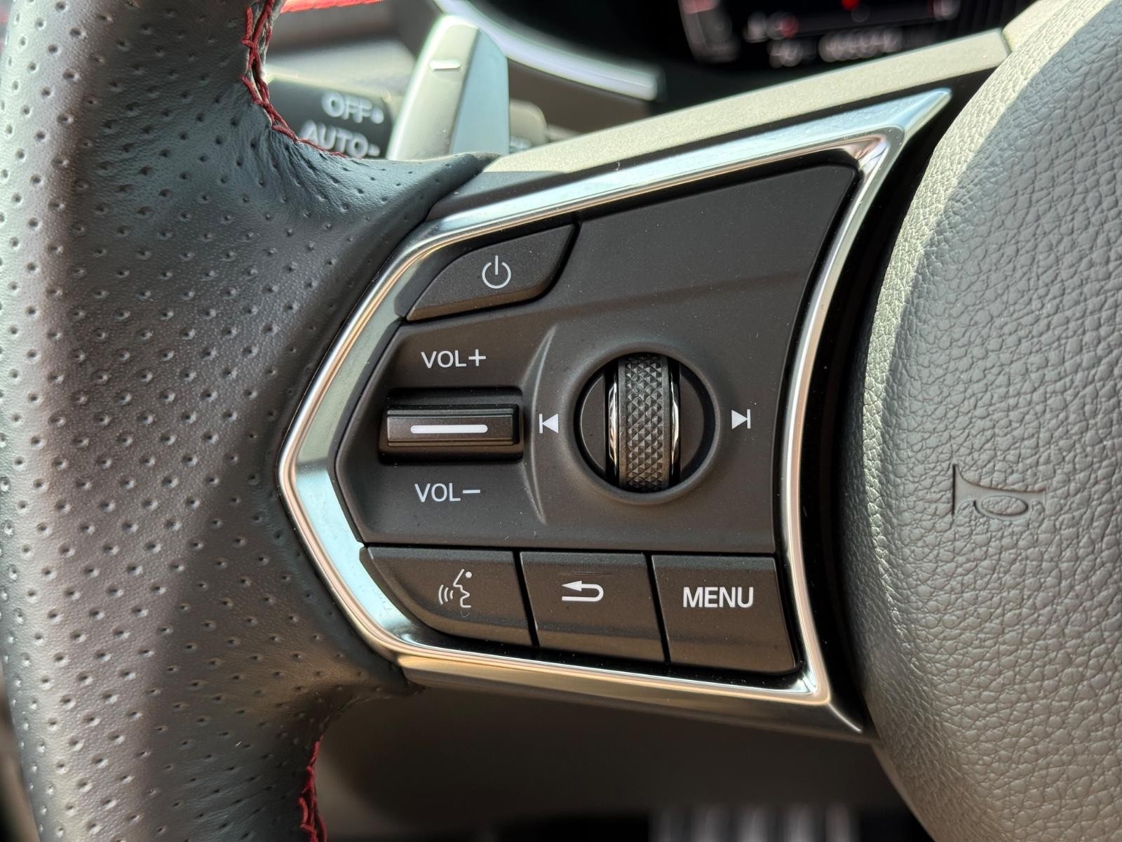 Acura MDX Vehicle Full-screen Gallery Image 17