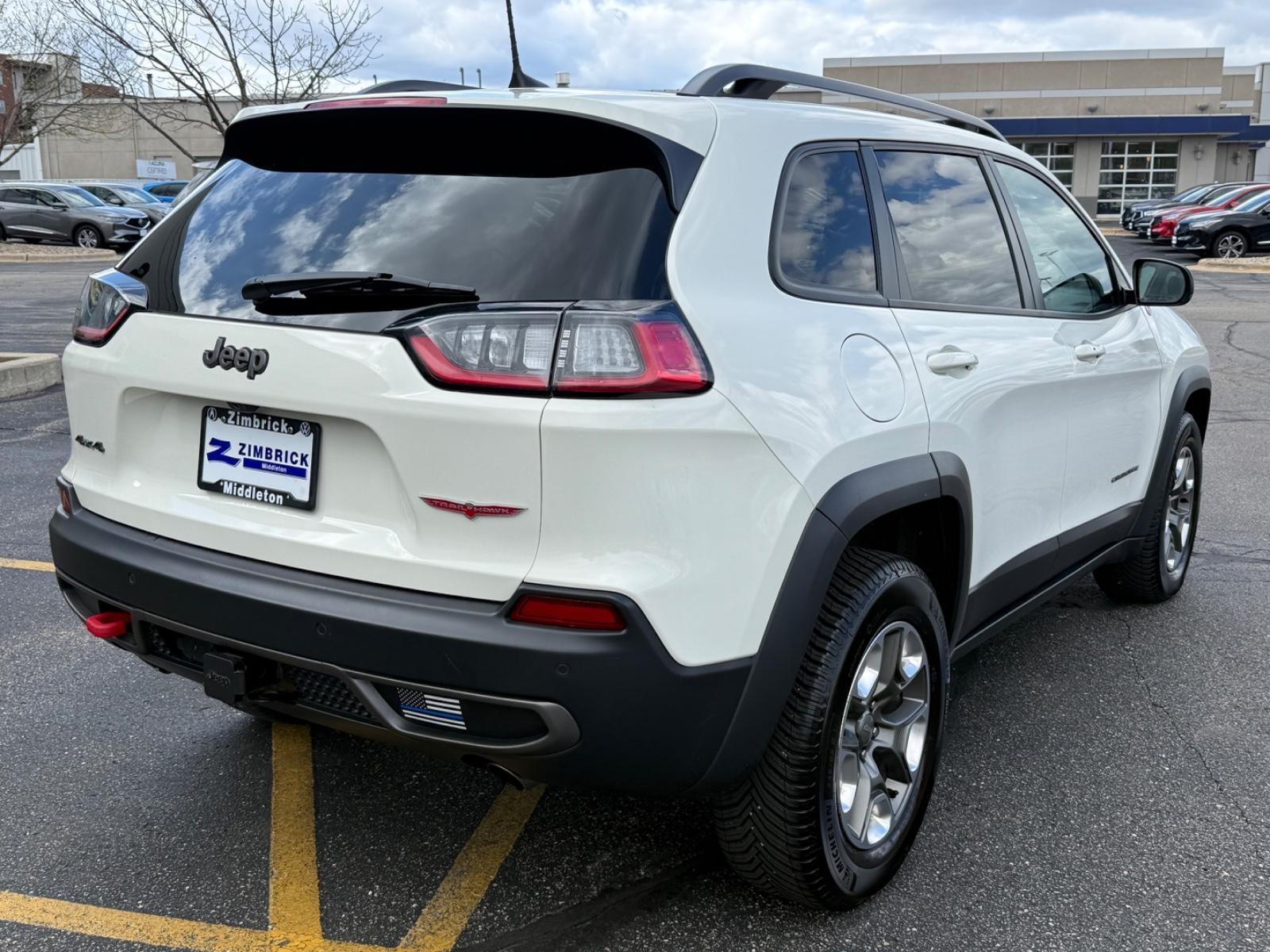 Jeep Cherokee Vehicle Image 03