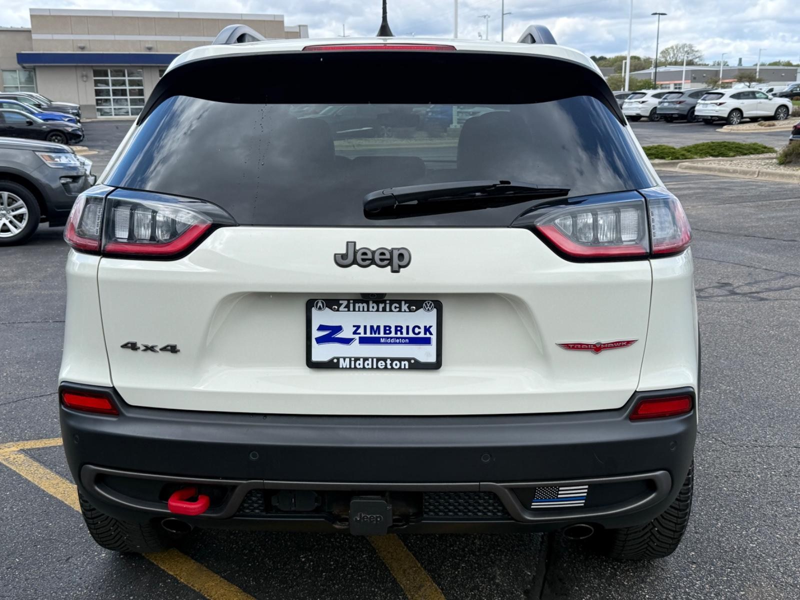 Jeep Cherokee Vehicle Image 04