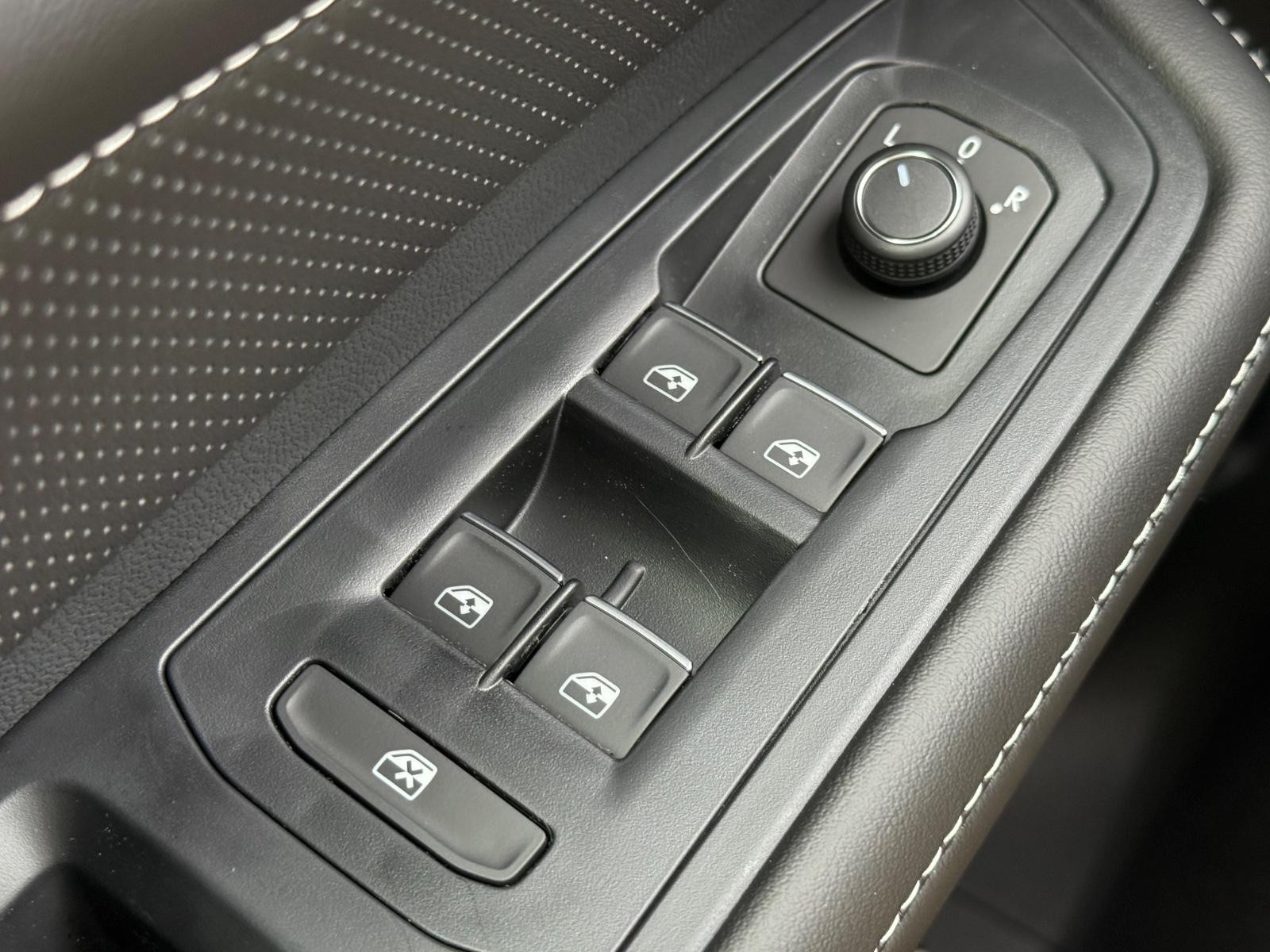 Volkswagen Atlas Vehicle Image 16