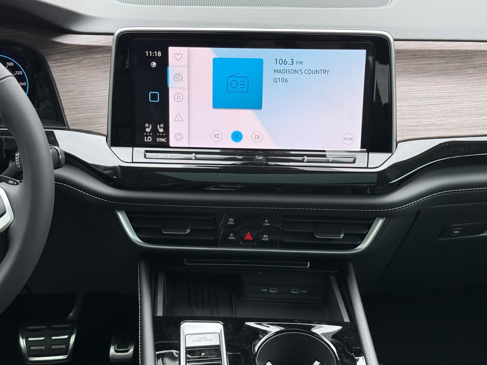 Volkswagen Atlas Vehicle Image 08