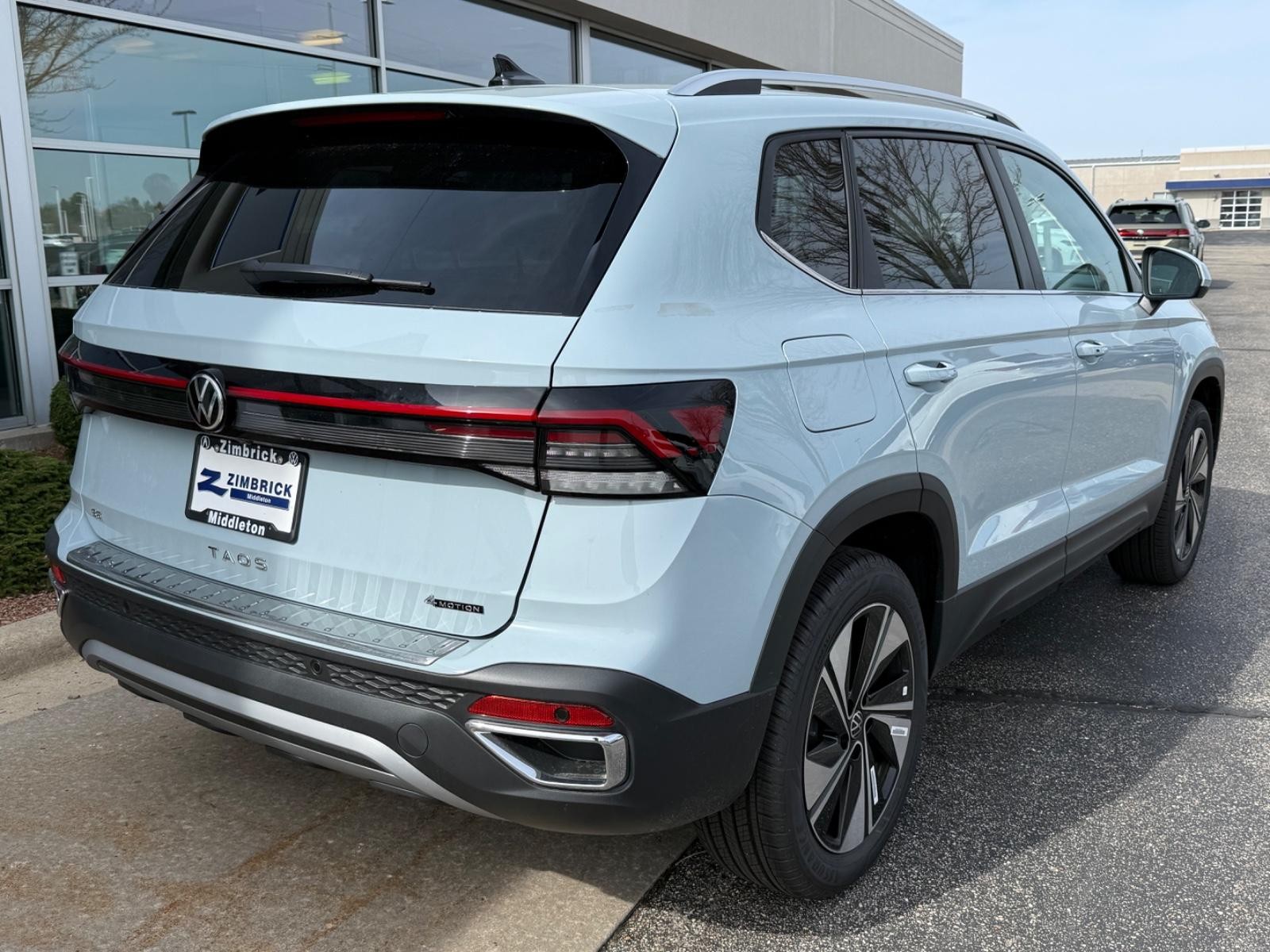 Volkswagen Taos Vehicle Image 03