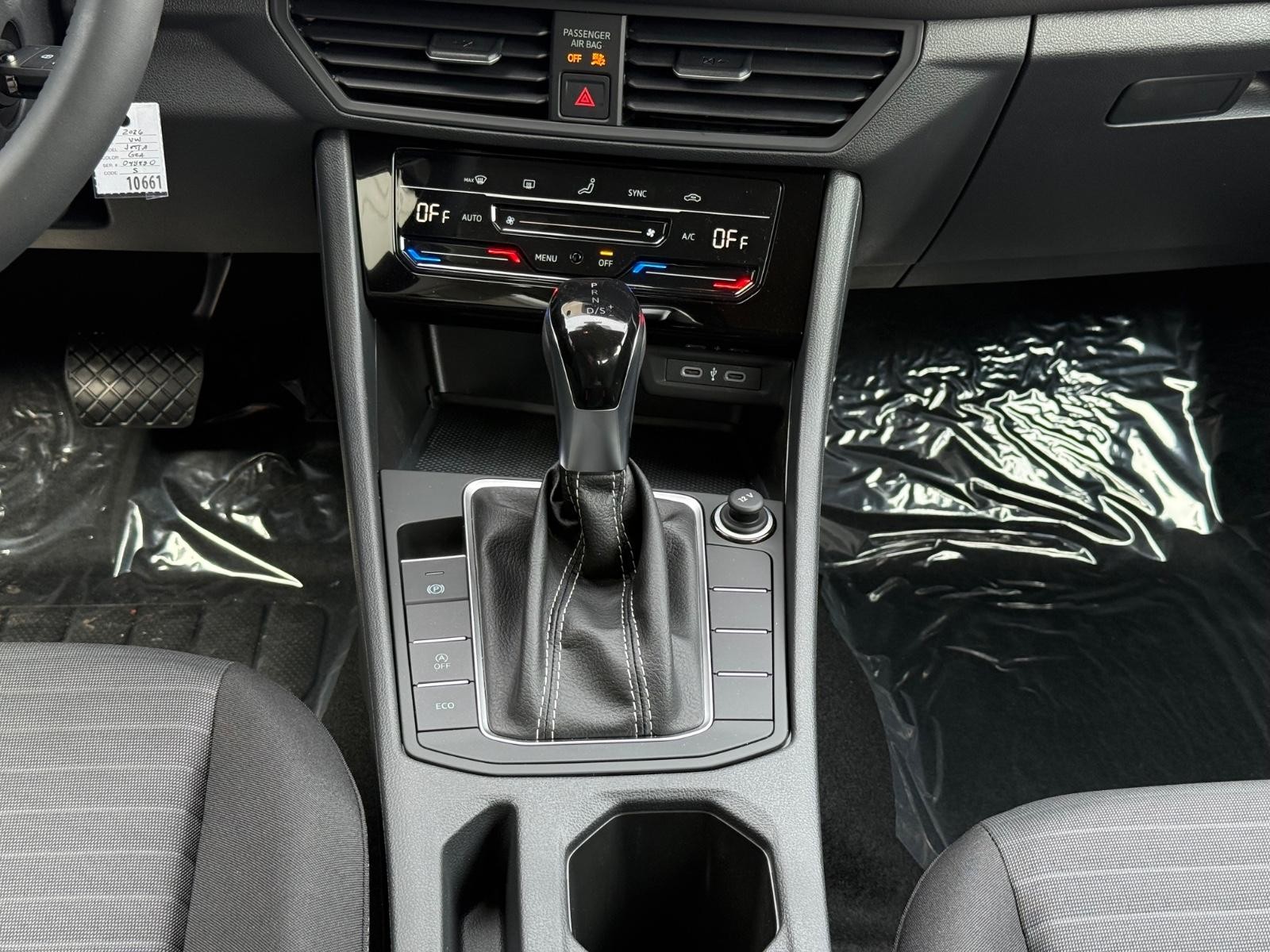 Volkswagen Jetta Vehicle Image 08