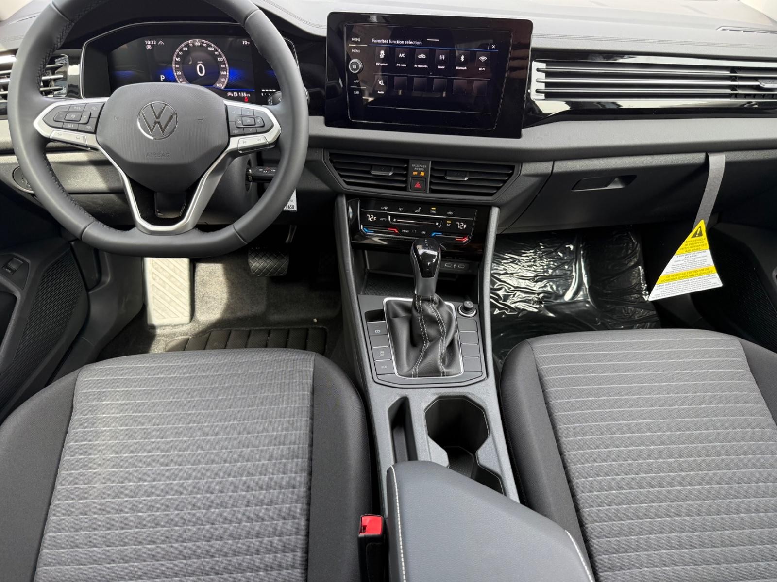 Volkswagen Jetta Vehicle Image 06