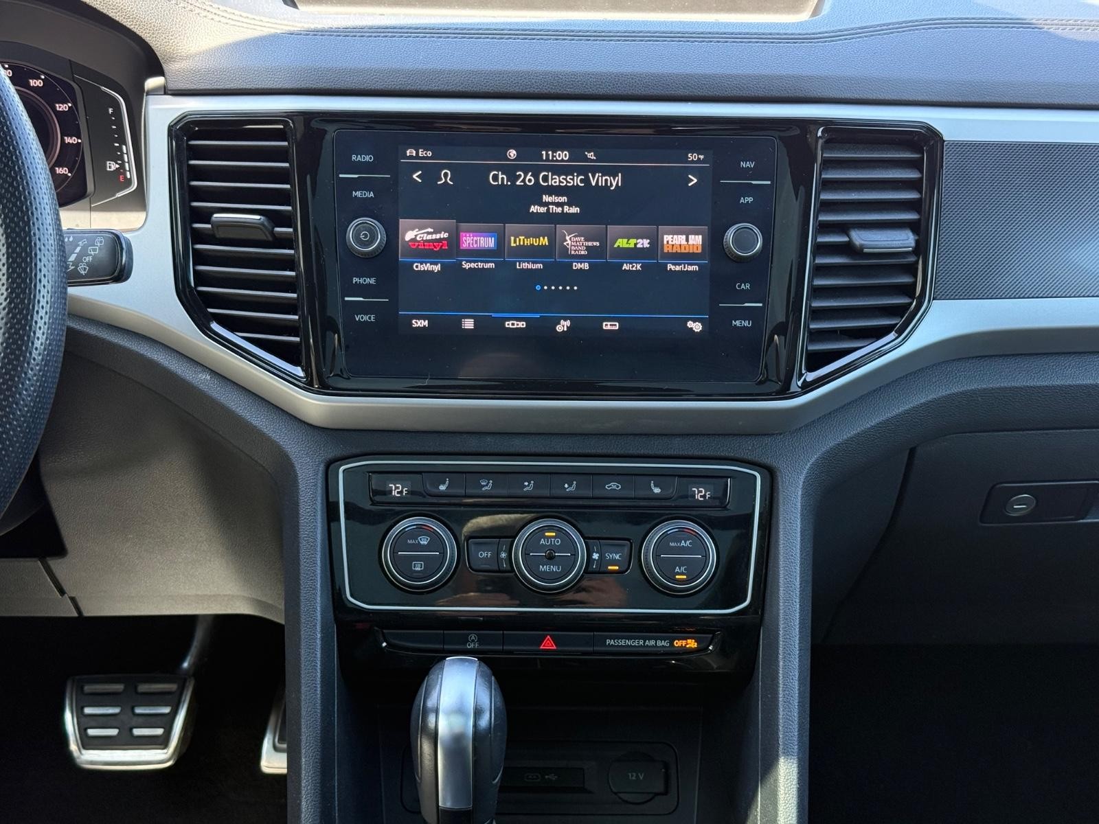 Volkswagen Atlas Cross Sport Vehicle Image 12