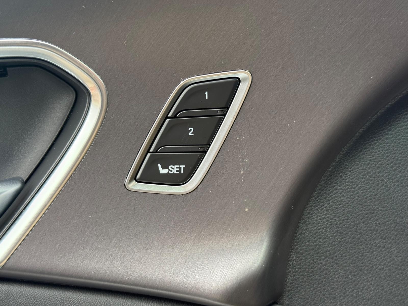 Acura RDX Vehicle Image 11