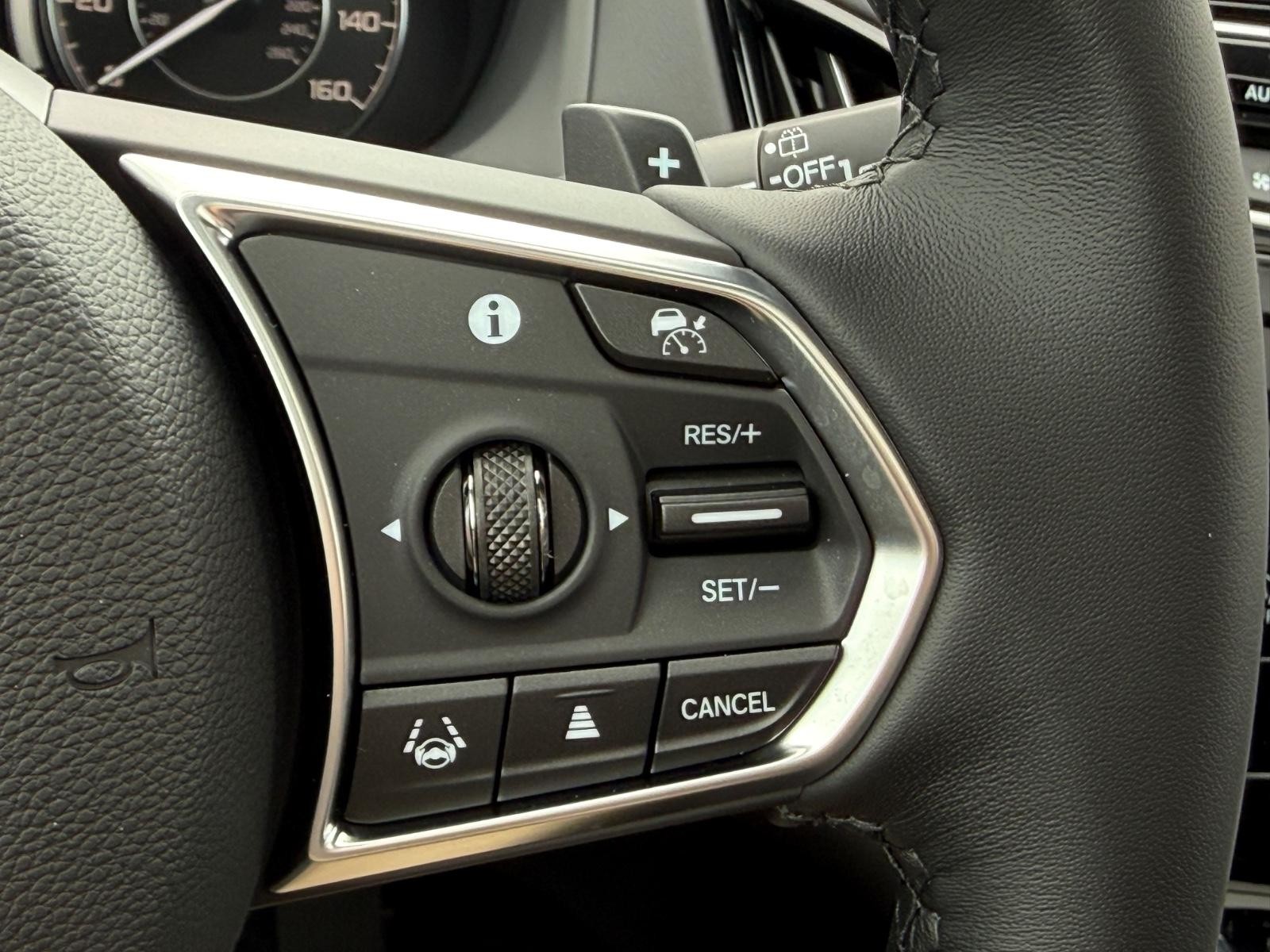 Acura RDX Vehicle Image 13