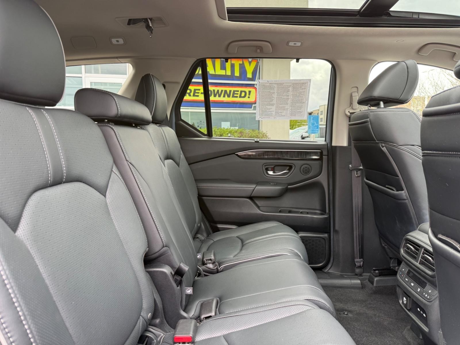 Honda Pilot Vehicle Image 10