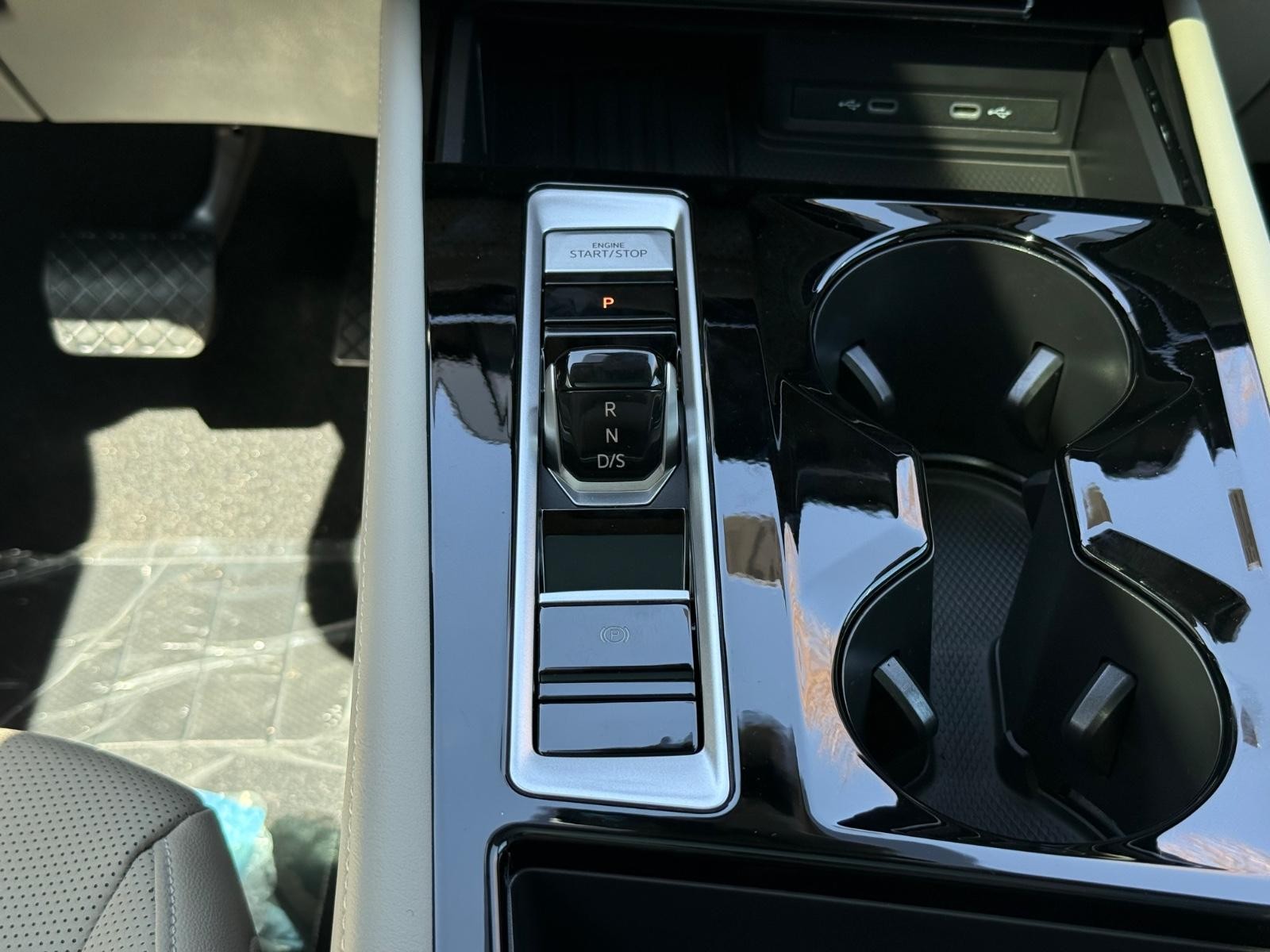 Volkswagen Atlas Vehicle Image 09