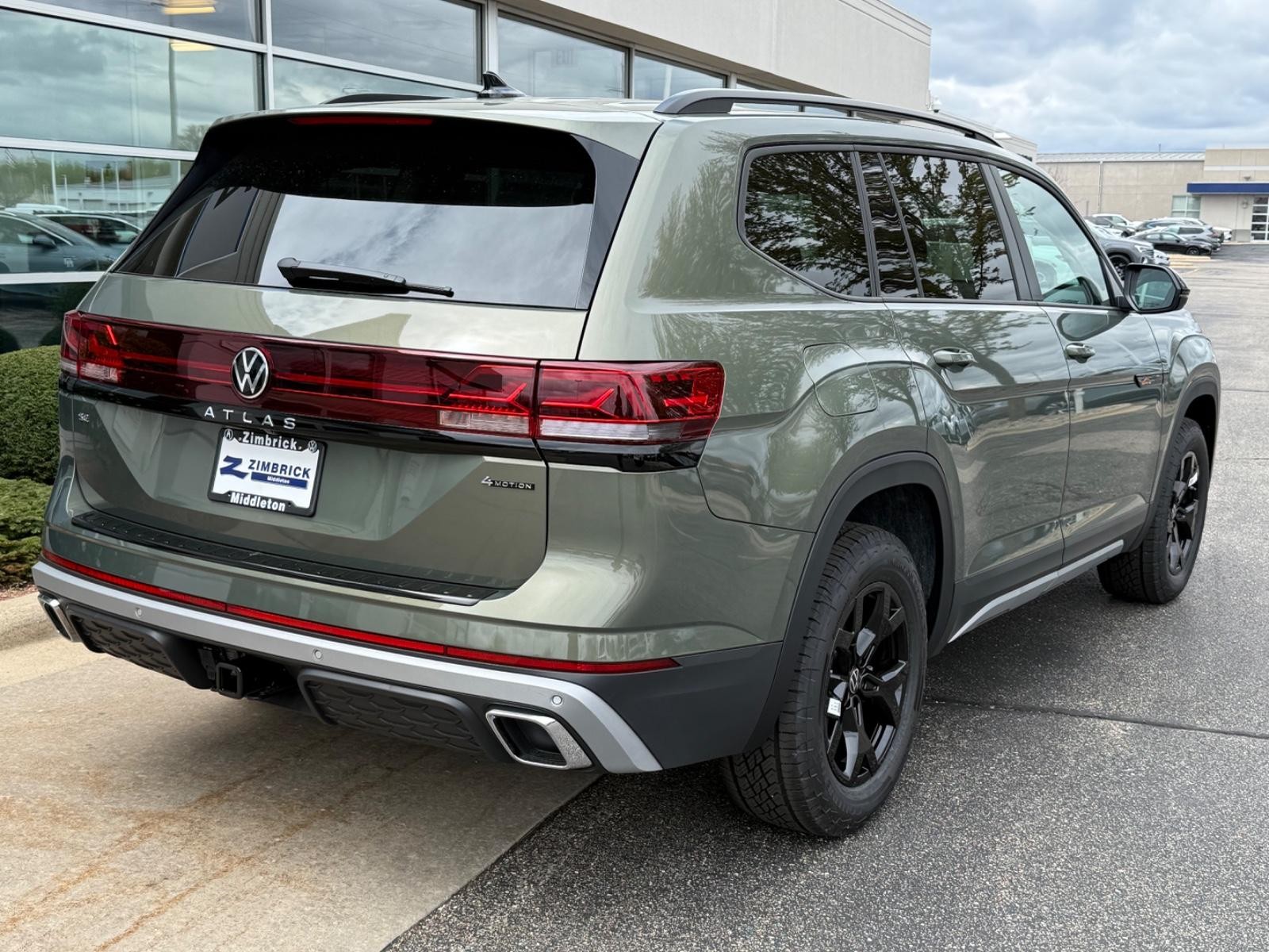 Volkswagen Atlas Vehicle Image 03
