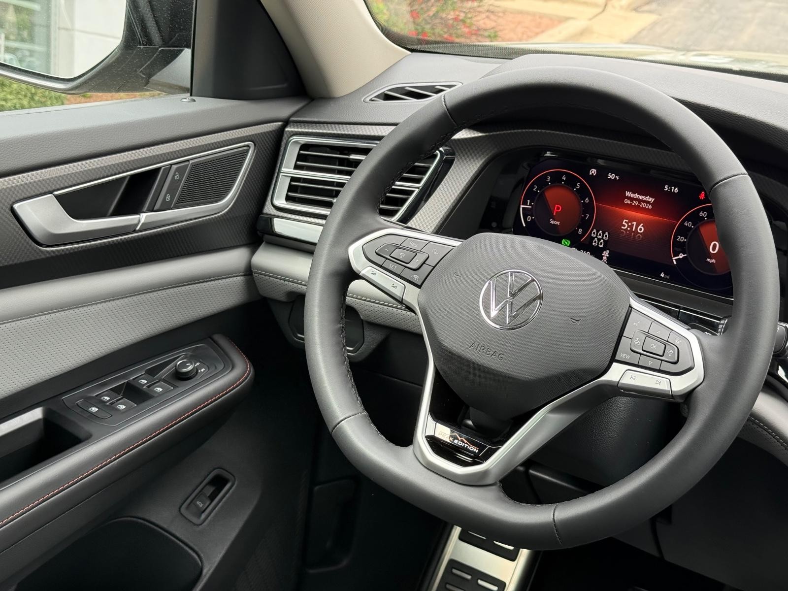 Volkswagen Atlas Vehicle Image 10