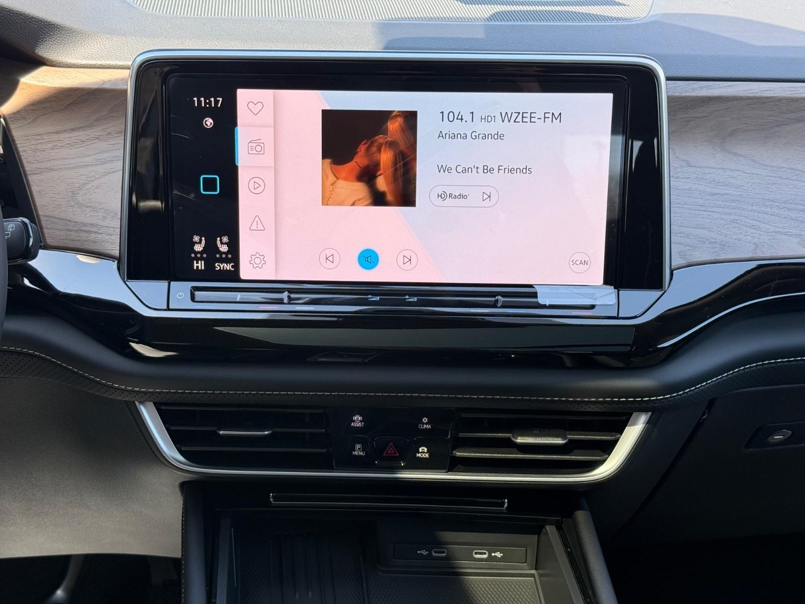 Volkswagen Atlas Vehicle Image 08