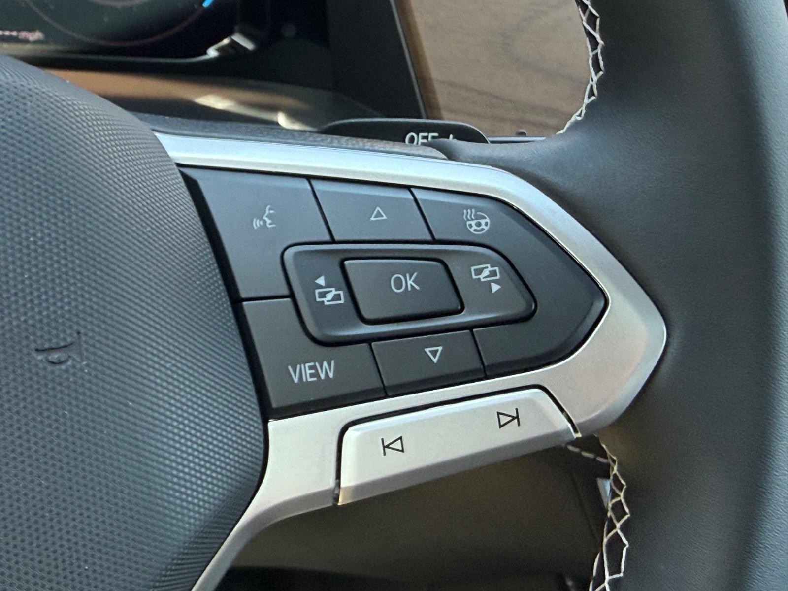 Volkswagen Atlas Vehicle Image 13