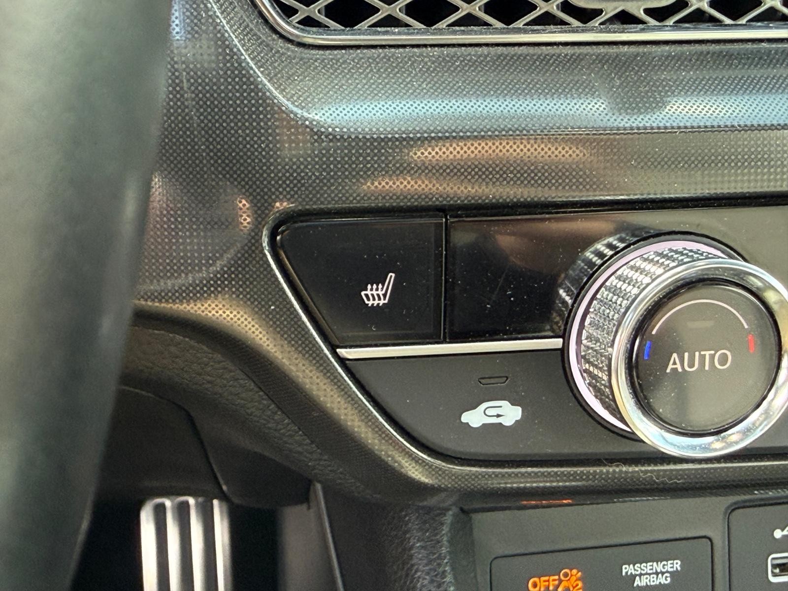 Acura Integra Vehicle Image 21