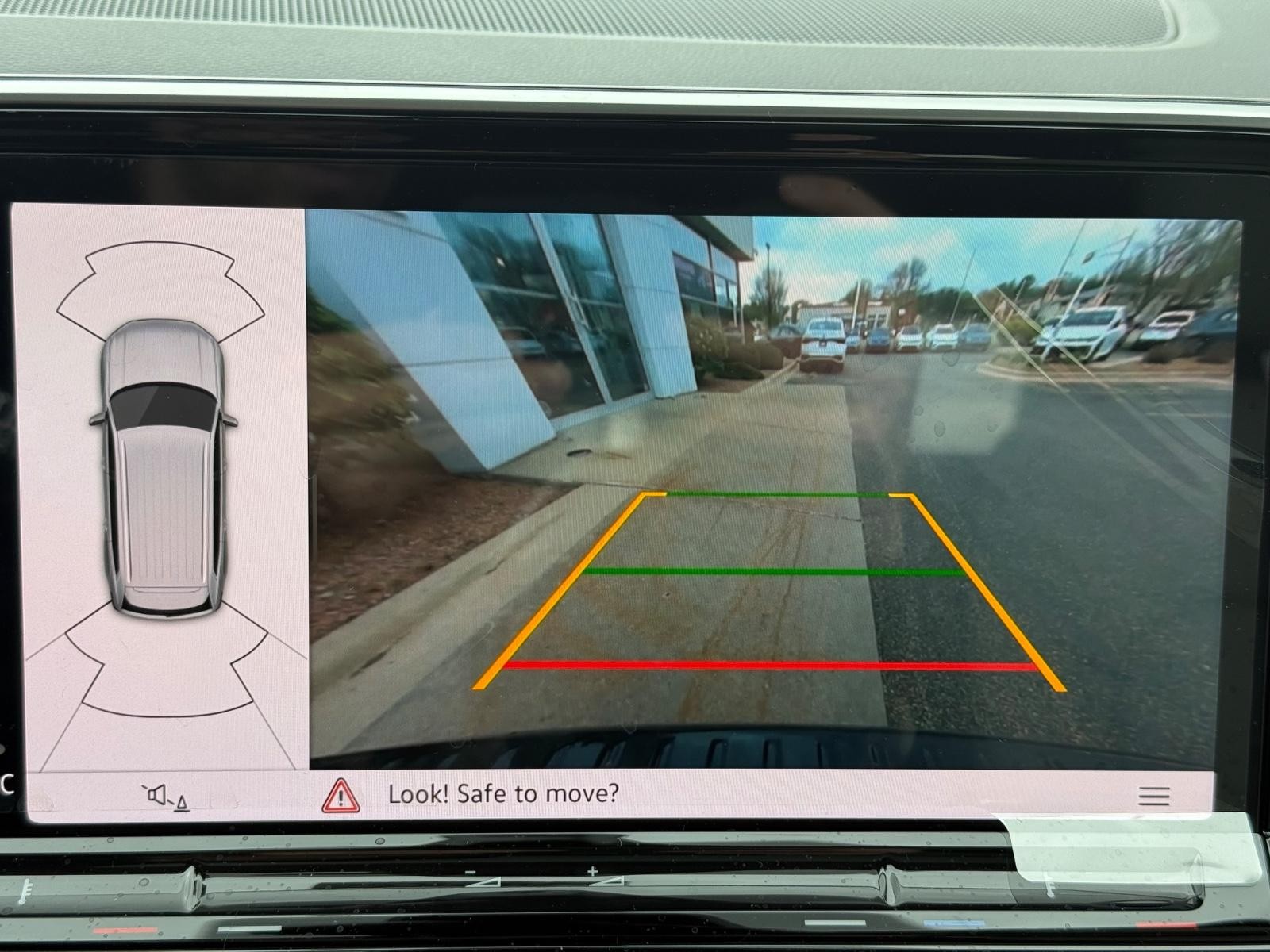 Volkswagen Atlas Vehicle Image 14