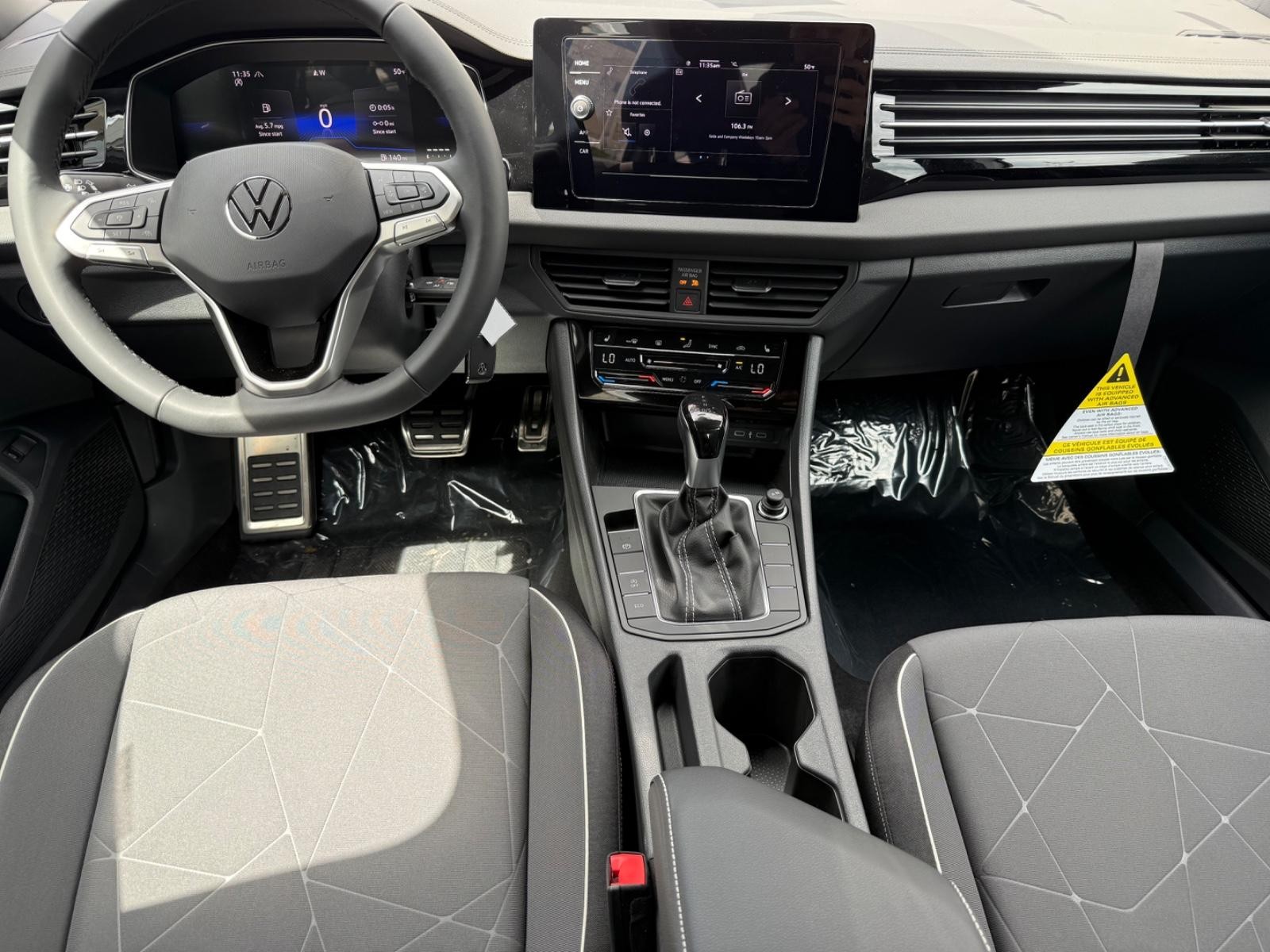 Volkswagen Jetta Vehicle Image 06